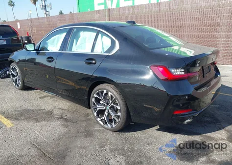 2025 BMW 330I z USA, uszkodzony, nr VIN 3MW69CW01S8F33859